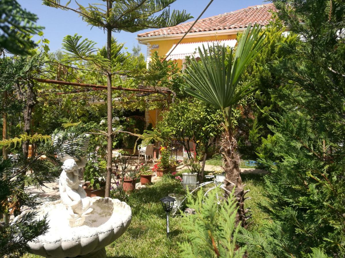 Arti Vila Ksamil Exterior foto